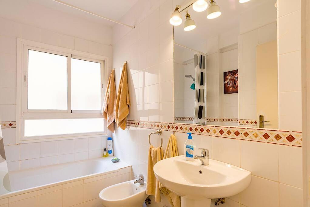 Sohocenter Apartment 2 Rooms Young People Only Málaga Esterno foto